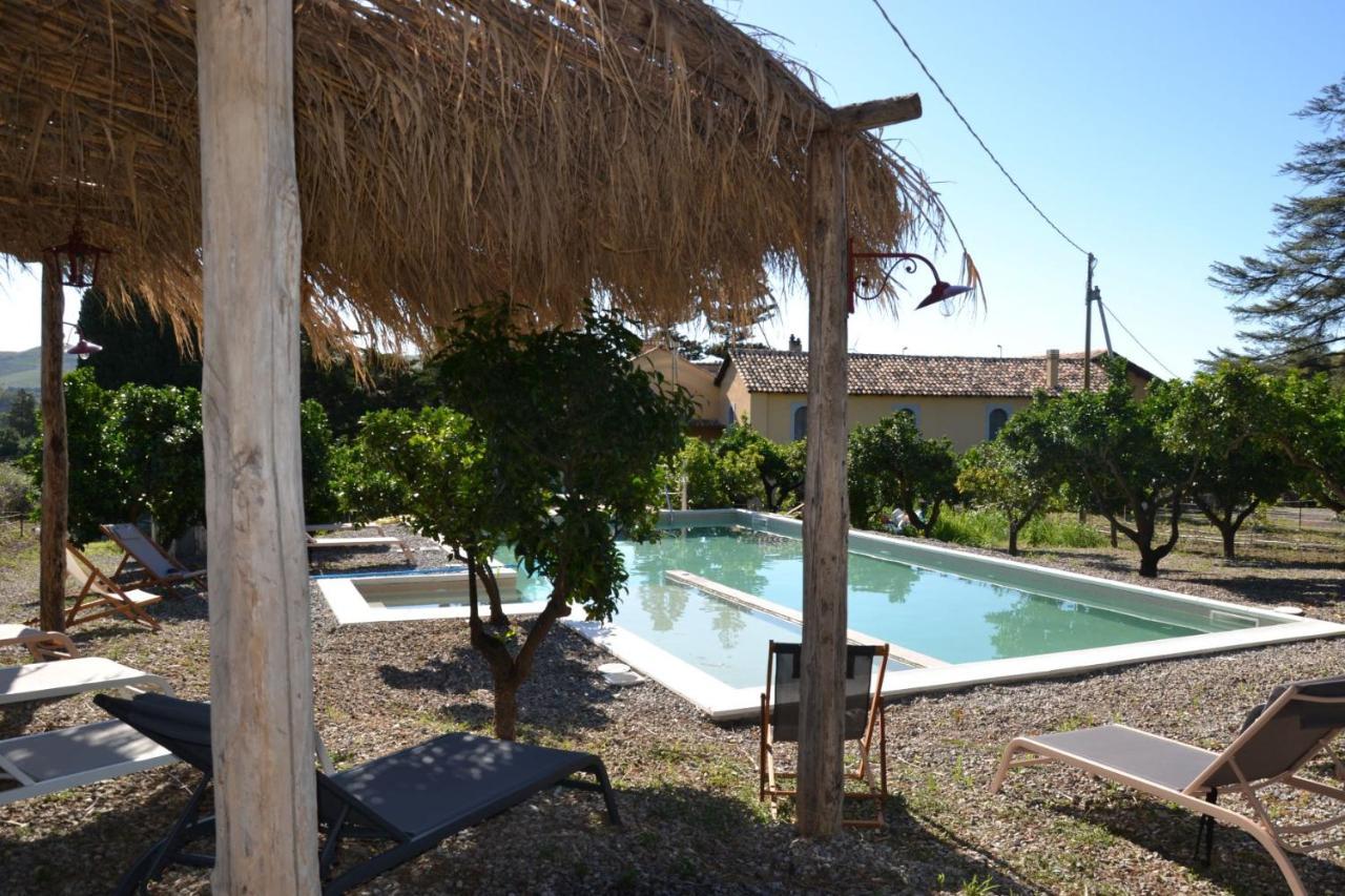 Villa La Cucullera Катандзаро Екстериор снимка